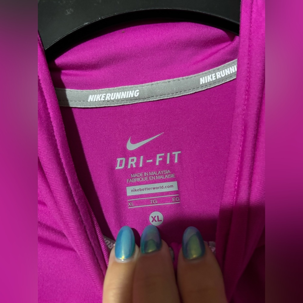 Nike Pink Dri fit pullover NWT✨ - Picture 3 of 4